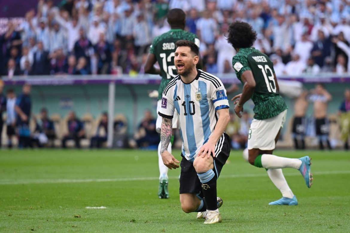 Аргентина проиграла Саудовской Аравии в первом матче на ЧМ-2022